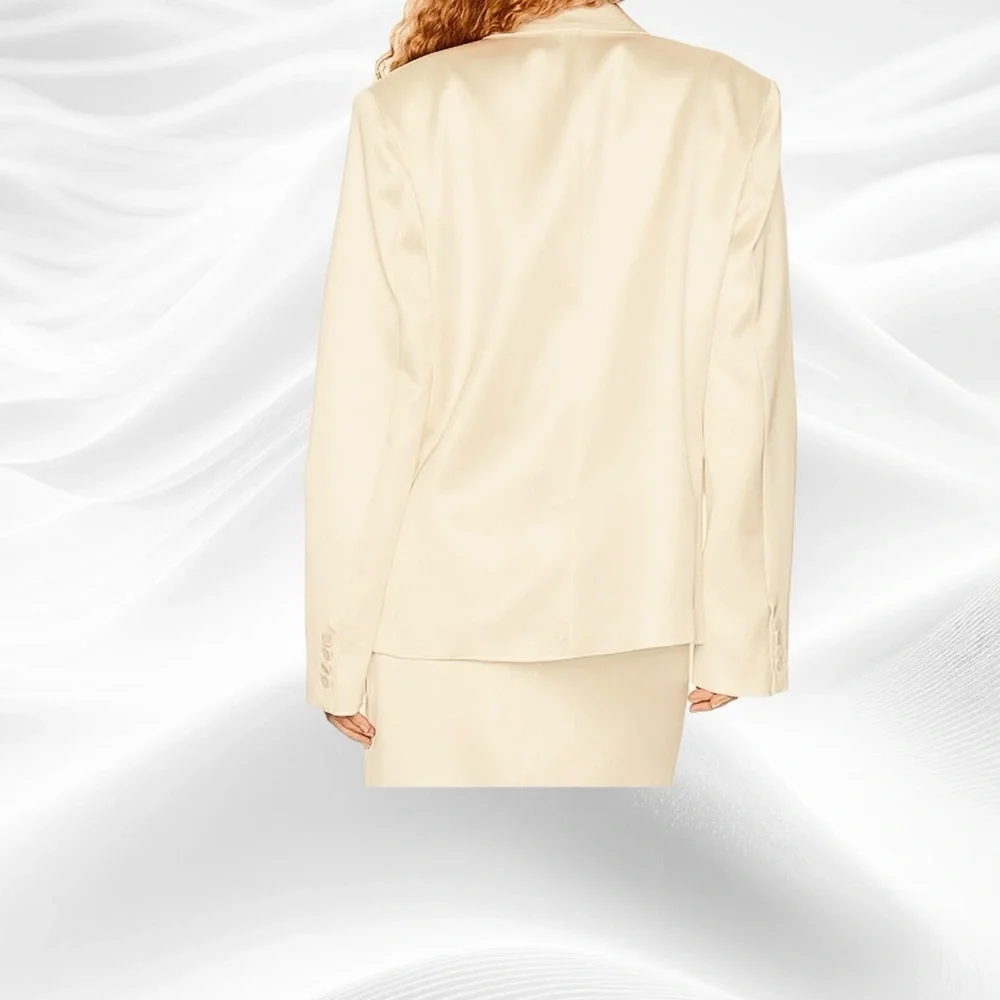 NWT Helsa Heavy Satin Double Breast Blazer‎ In Bone/Ivory Size XS Oversized
